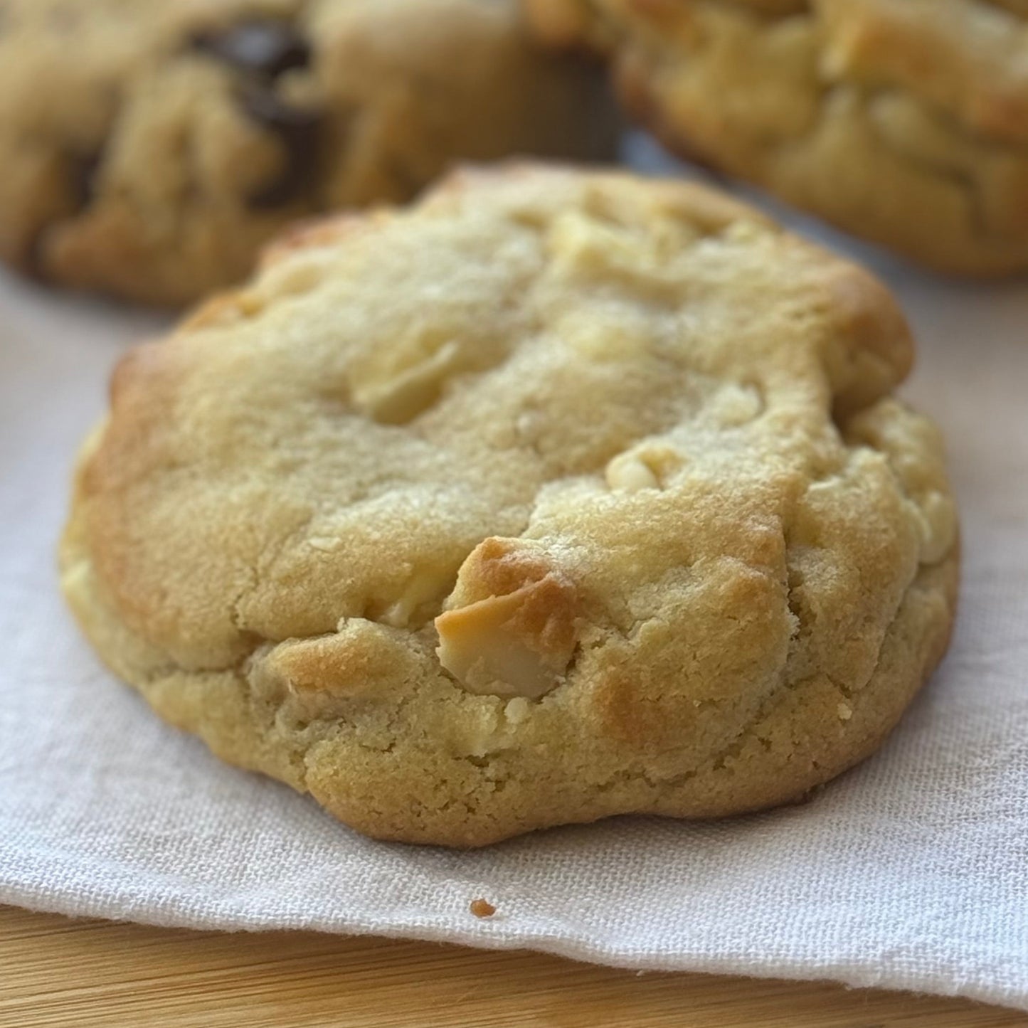 Macadamia Nut White Chocolate